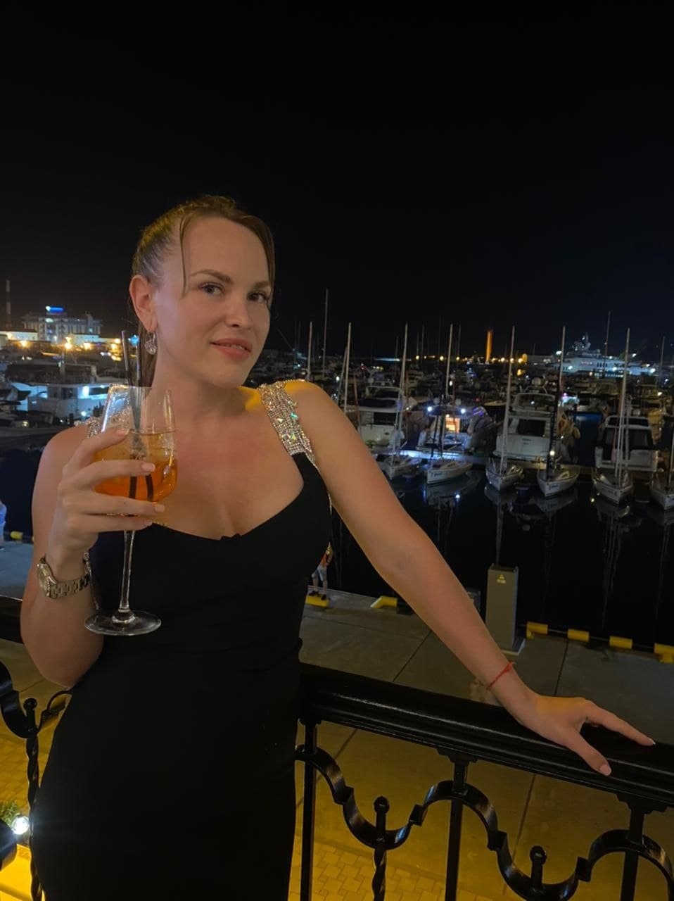 Индивидуалка Тала у метро Купчино, шлюхи СПб - фото 2